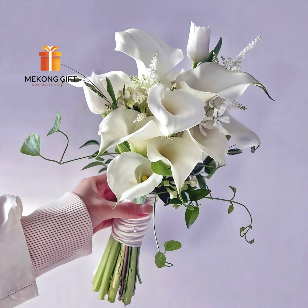 Bó Hoa Cưới Calla Lily Cầm Tay Cô Dâu Đẹp Tại TP.HCM
